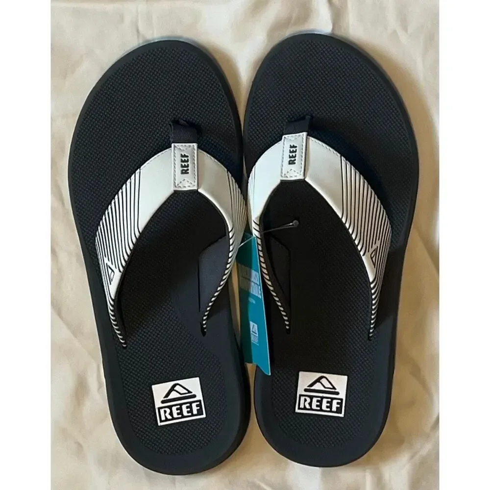 REEF Phantom II Men's Grey White Flip Flops Sandals Size 9 NWT